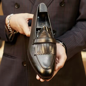 Mocassins à pampilles en cuir noir pour hommes, à enfiler, à bout pointu, chaussures habillées formelles pour mariage et bureau - Product Image 3
