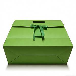 Bolsas de Papel Ecológicas Impresas Personalizadas con Asas Troqueladas y Cintas, Ideales para Empacar Perfumes, Accesorios y Regalos - Product Image 3