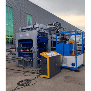 Máquina Moldeadora de Ladrillos Huecos de Hormigón QT18-15 de YJ Construction Machinery, Máquina Automática para Fabricar Bloques de Alta Densidad - Product Image 3