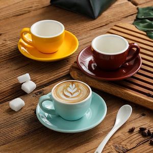 Juego de Tazas y Platos de Cerámica Comerciales de 250 ml con Logotipo Personalizado al por Mayor, Duraderos, Impresos con Serigrafía, para Espresso Italiano y Latte Art - Product Image 2
