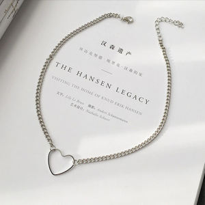 Gargantilla de acero inoxidable con colgante de corazón, cadena de oro de 18 pulgadas, elegante y elegante collar de joyería de moda - Product Image 2