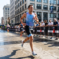 Combinaison de triathlon sans manches personnalisée pour homme 2026, séchage rapide, respirante, avec rembourrage et poches latérales, OEM