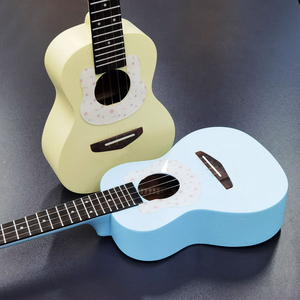 Ukelele de Tapa Sólida de 23 y 26 Pulgadas, Ukelele Tenor de Concierto con Protector de Palmeta, Acabado Mate Colorido para Principiantes, Venta al por Mayor OEM - Product Image 2