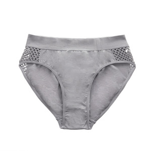 Nouvelles culottes triangulaires sexy pour femmes, minimalistes, ajourées et confortables, avec trous, et vêtements féminins - Product Image 5