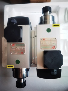 <span class=keywords><strong>CNC</strong></span> LY Produktion von Maßgefertigten Hochgeschwindigkeits-Luftgekühlten Spindelmotoren 1,5/2,2/3,5/4,5/5,5/7,5KW für Holzbearbeitungs-Graviermaschinen - Product Image 2