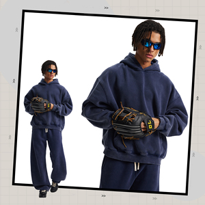 370G Cotton Polyester Blend Fleece Lined Boxy Fit Pullover Hoodie Custom Embossed Printing Service Retro Streetwear for Men - Product Image 4