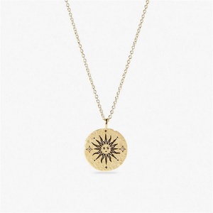 Collier vintage avec pendentif rond en zircon CZ, bijoux fantaisie - Product Image 4