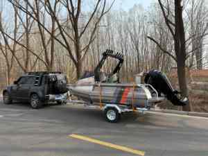 Nuevo Diseño de Bote de Pesca de Aluminio de 4.7m con Motor Fuera de Borda de 200HP, Yate de Alta Velocidad para Navegación Fluvial - Product Image 3