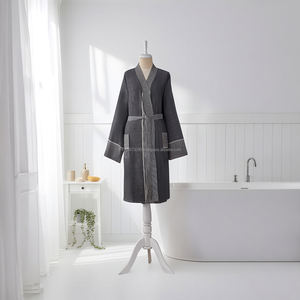 Peignoir unisexe 100% coton Best Seller Séchage rapide Vêtement de nuit d'été Tissu tissé respirant Léger Fabriqué en Turquie Toute l'année ODM - Product Image 6