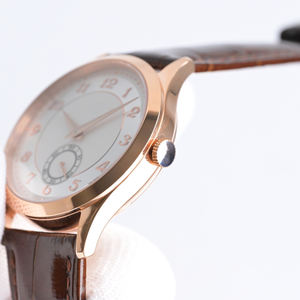 Montre à bracelet en cuir de crocodile avec cadran or rose et design simple en argent 5196, système d'affichage des secondes indépendant - Product Image 3