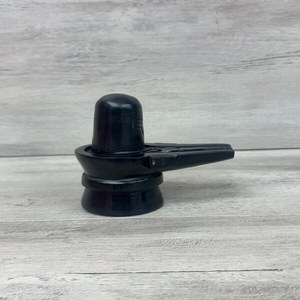 Idole artisanale en pierre noire Shivling Shiva Lingam pour la décoration de temple et de maison, sculpture spirituelle, article cadeau, qualité export en gros - Product Image 5