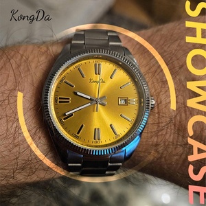 최신 세련된 디자인과 스틸 밴드 시계 하이 퀄리티 석영 시계 남자와 새로운 도착 럭셔리 시계 여성 - Product Image 6