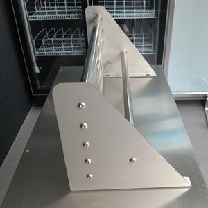 Support mural écologique en laiton en acier inoxydable 304 réglable de Victory Kitchen Hôtel de conception de tube circulaire industriel moderne - Product Image 5