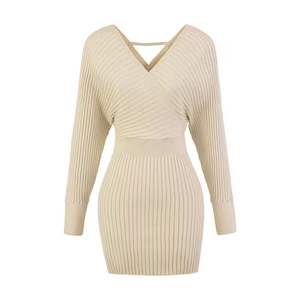 Robe pull sexy à col en V croisé et manches chauve-souris pour l'hiver et l'automne - Product Image 3