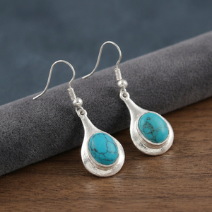 Pendientes Colgantes de Plata de Ley 925 con Turquesa de Diseño Artístico - Joyería de Regalo de Compromiso de Moda - Product Image 1