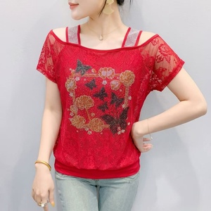 T-<span class=keywords><strong>shirt</strong></span> <span class=keywords><strong>de</strong></span> luxe pour <span class=keywords><strong>femme</strong></span> à motif floral en strass, double couche, en <span class=keywords><strong>gaze</strong></span> <span class=keywords><strong>de</strong></span> soie glacée, à manches courtes, motif scintillant - Product Image 4