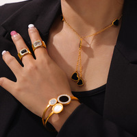 Ensemble de bijoux Collier et Bague Amour Fritillaire en Acier Inoxydable Plaqué Or avec Zircon et Diamants, Design Élégant et Luxueux, Collection French Temptation