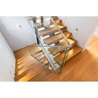 Escalier droit sur mesure en bois pour villa intérieure, marches antidérapantes en bois dur résistant à l'usure, fourniture d'escaliers domestiques durables