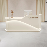 Bureau d'accueil blanc en L incurvé pour hôpital, salon de beauté, petit comptoir d'accueil, mobilier de salon