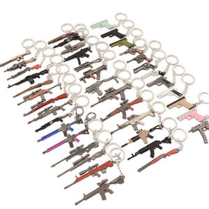 गर्म थोक मिनी खिलौना बंदूक 5-9 सेमी 18 सेमी मी 24 धातु खेल बंदूक मॉडल कुंजी चेन - Product Image 6