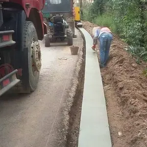 Yol beton kaldırım Slipform makinesi Curb taş yapma makinesi