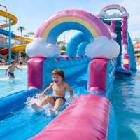 Toboggan aquatique gonflable sur le thème des nuages arc-en-ciel, pour enfants, qualité commerciale, en PVC, respectueux de l'environnement, pour parcs aquatiques