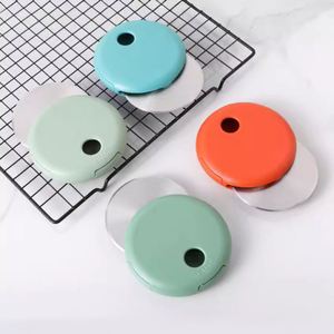 Stainless Steel Round Pizza Cutter With Lid <b>Baking</b> Tool Plastic Handle Pie Roller Kitchen Essential Tools - Product Image 1