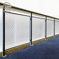 Filet de protection pour escaliers publics |   Barrière de sécurité pour stades et sites événementiels |   Système temporaire de séparation des foules
