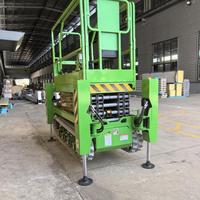 移动式液压履带剪叉式升降机工作平台履带式剪叉式升降机，用于不平坦的地面作业