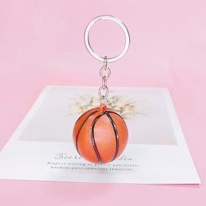 Porte-clés en forme <span class=keywords><strong>de</strong></span> ballon <span class=keywords><strong>de</strong></span> <span class=keywords><strong>basket</strong></span> <span class=keywords><strong>NBA</strong></span> européen et américain, en acrylique, pendentif pour <span class=keywords><strong>sac</strong></span> à main, en alliage <span class=keywords><strong>de</strong></span> zinc, 4x10cm - Product Image 6