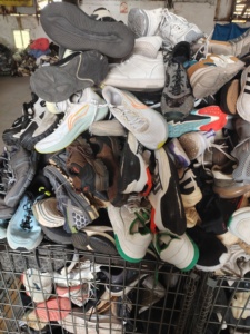 Ballots de baskets mixtes d'occasion pour hommes - Product Image 2