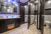 Remorque de toilettes mobiles d'extérieur la plus vendue avec salle de bain et toilettes publiques