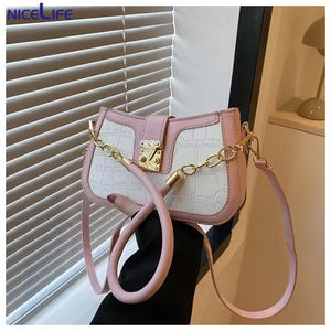 2025 otoño nueva moda bolso <span class=keywords><strong>de</strong></span> mensajero pequeño para mujer forro <span class=keywords><strong>de</strong></span> poliéster impermeable bolso <span class=keywords><strong>de</strong></span> hombro cuadrado para <span class=keywords><strong>axila</strong></span> - Product Image 5