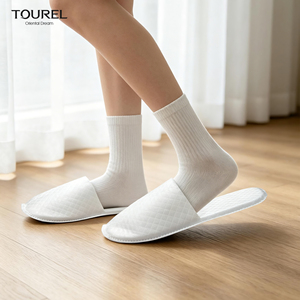 Pantofole Monouso Personalizzate con Logo, Suola Antiscivolo in EPE, Ecologiche, Unisex, a Punta Chiusa, in Tessuto Non Tessuto <span class=keywords><strong>per</strong></span> Hotel, Spa, Casa, <span class=keywords><strong>Ospedale</strong></span> - Product Image 3