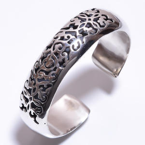 Bracelet uni en argent sterling 925 pour filles, bracelet en argent sterling 925 en argent sterling fait à la main, bijoux en argent du fabricant - Product Image 4