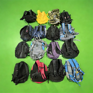 Zaino di Seconda Mano di Alta Qualità Grado A, Nessun Danno, Come Nuovo, Durevole, Conveniente per Uso Quotidiano, Viaggi e Lavoro - Product Image 2