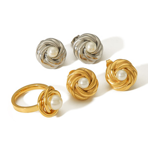 Pendientes de Perlas en Espiral con Engaste de Bisel, Oro y Plata, Grado AAA, para Uso Diario - Product Image 5