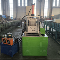 Machine de formage de gouttières automatiques pour la collecte de l'eau de pluie, machine de formage de gouttières et de descentes pluviales portables sans soudure