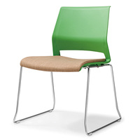 Chaise de formation empilable en plastique PP avec assise épaissie et structure métallique pour bureau, salle de conférence, école, salle polyvalente - Vente en gros