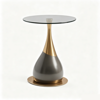 Table basse de luxe moderne en métal doré et verre de style nordique pour salon