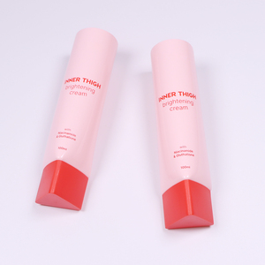 Manguera de forma triangular rosa, tubo cosmético de plástico, tubo de crema de plástico - Product Image 3