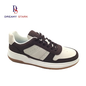 Baskets montantes pour hommes en cuir de vache véritable de haute qualité, bicolores, avec logo personnalisé, faites à la main, respirantes, confortables pour l'automne et les mariages - Product Image 1