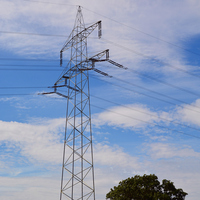 Tour en acier autoportante galvanisée à chaud 35 kV 110 kV pour projet d'infrastructure de transmission de signal télécom