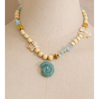 Collier long JINYOU 5481 en perles de coquillages bohèmes en bois, avec pendentif en pierre naturelle verte et métal en acier inoxydable
