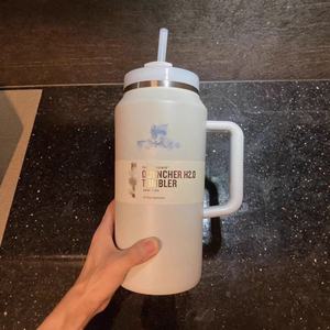 Vaso Térmico <span class=keywords><strong>Stanley</strong></span> <span class=keywords><strong>Quencher</strong></span> H2.0 con Asa y Pajita, 64 oz, Gran Capacidad para Viajes y Deportes, Vaso Aislado de Acero Inoxidable - Product Image 5