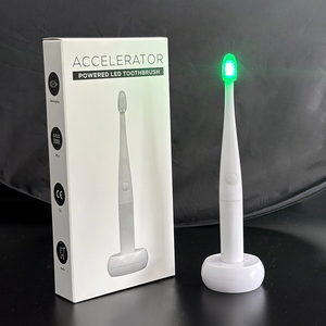 Spazzolino per bambini <span class=keywords><strong>con</strong></span> luce verde, pulizia profonda, rimuove la placca, previene la carie, ricarica Type-C, setole morbide, <span class=keywords><strong>cura</strong></span> orale - Product Image 5