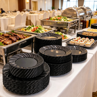 Assiettes en plastique jetables noires de haute qualité, bord ondulé, résistantes, pour mariage, anniversaire, banquet, restauration