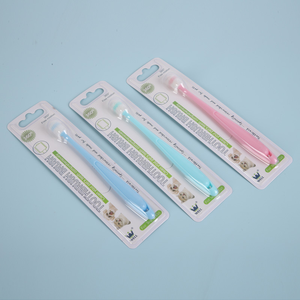Vente en gros usine – <span class=keywords><strong>Brosse</strong></span> <span class=keywords><strong>à</strong></span> dents en silicone <span class=keywords><strong>pour</strong></span> chien et chat, emballage sous blister, poils souples, sans BPA, soin buccal <span class=keywords><strong>pour</strong></span> animaux, petite tête, douce, <span class=keywords><strong>pour</strong></span> la maison - Product Image 3
