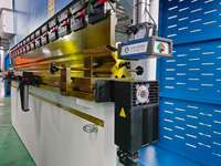 Presse plieuse CNC hydraulique synchronisée entièrement automatique 100-160 tonnes 3200 mm pour tôles d'aluminium et roulements de moteur