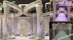 Mandap con Temática de Pavo Real para Bodas en Sri Lanka, Mandap de Pavo Real para Bodas del Sur de Asia, Mandap de Pavo Real Colorido para Bodas en Australia - Product Image 5